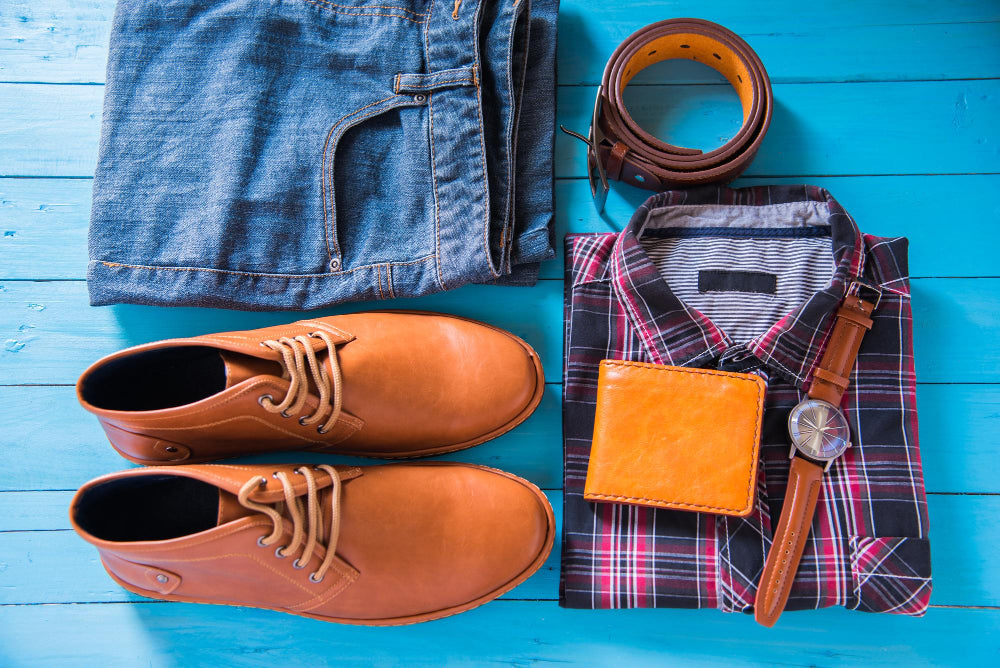 Mix & Match: как да съчетаеш няколко кожени аксесоара в един тоалет